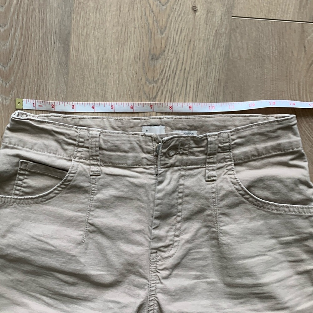Cropped khakis 28x21